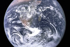 1972_BlueMarble_115334main_image_feature_329_ys_full
